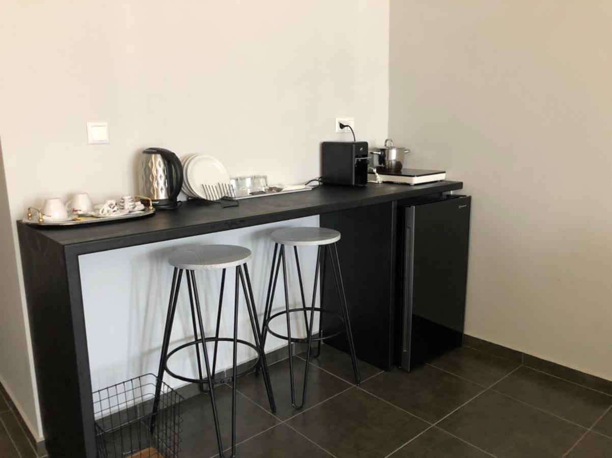 Néa Péramos Glykanisos Suites מראה חיצוני תמונה