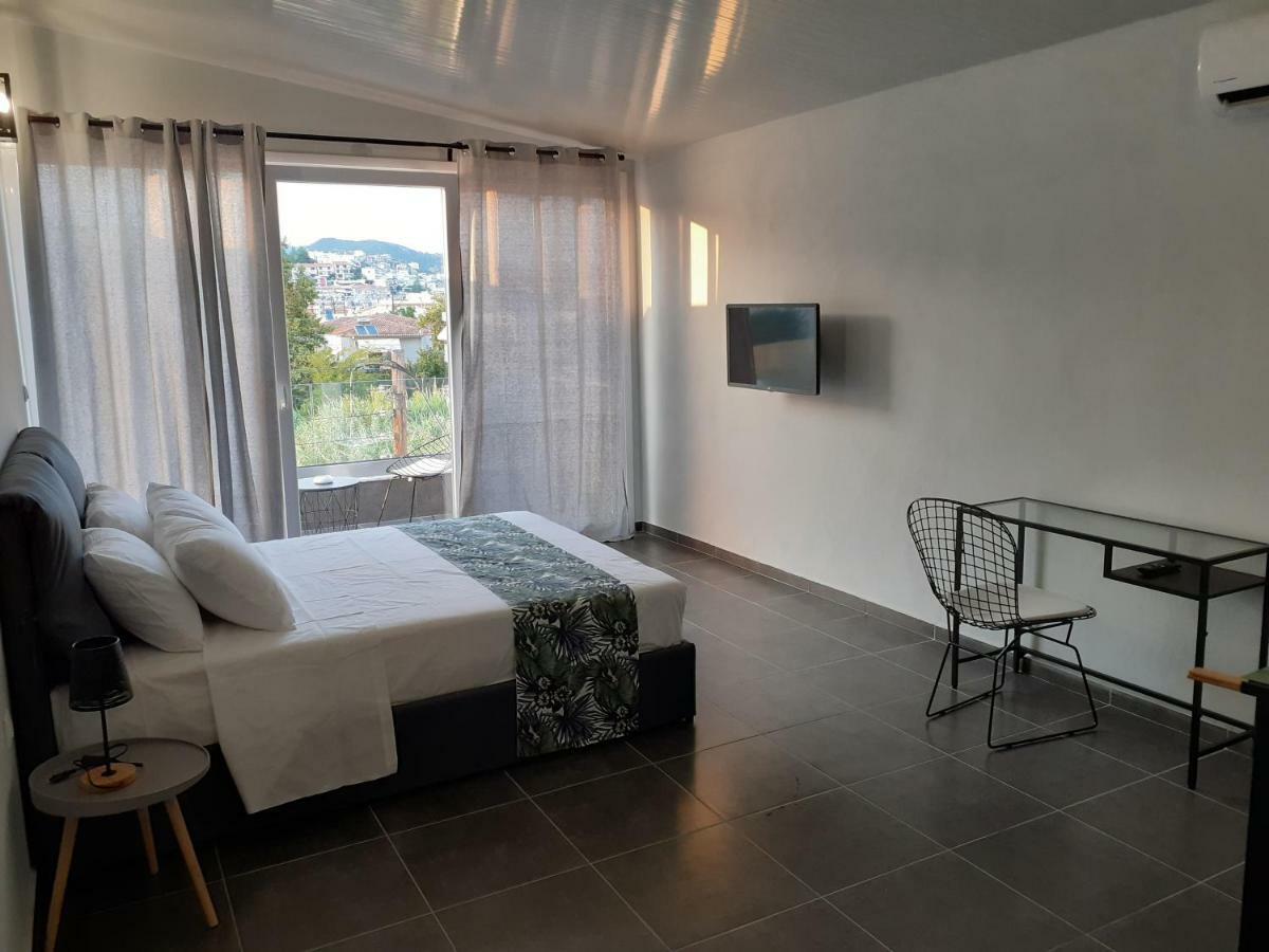 Néa Péramos Glykanisos Suites מראה חיצוני תמונה